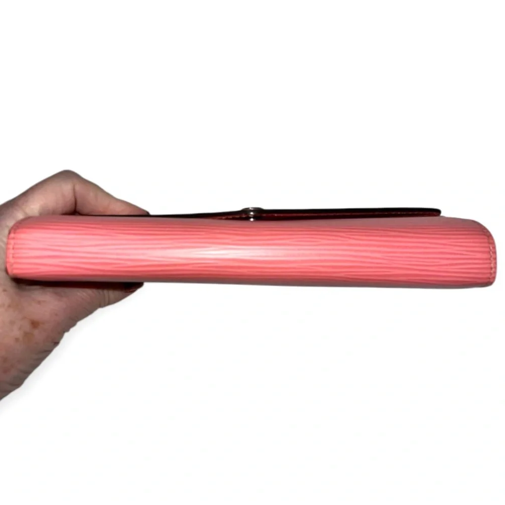 LOUIS VUITTON Sarah Wallet Epi Leather Coral EUC